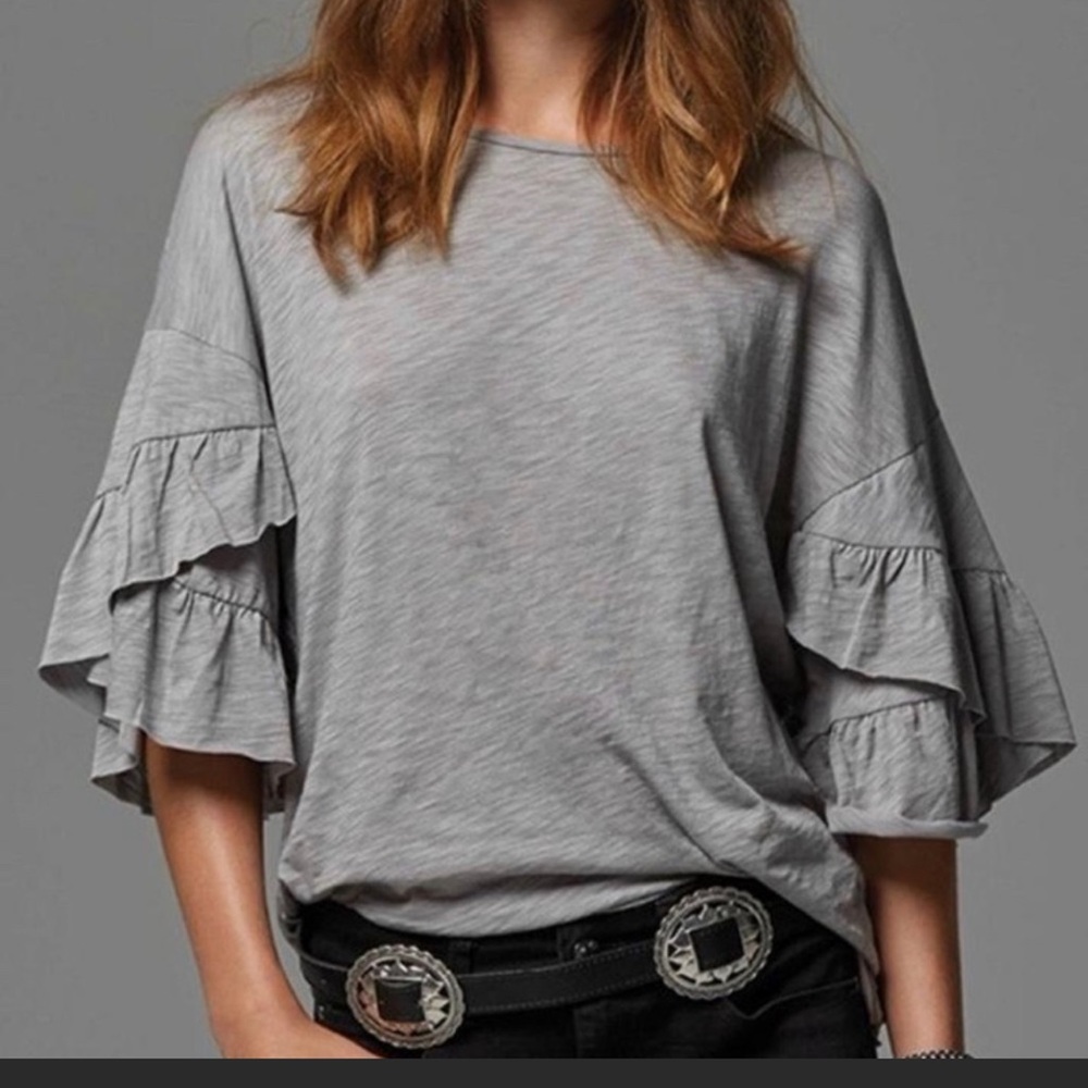 Gray Elan  ruffle shirt